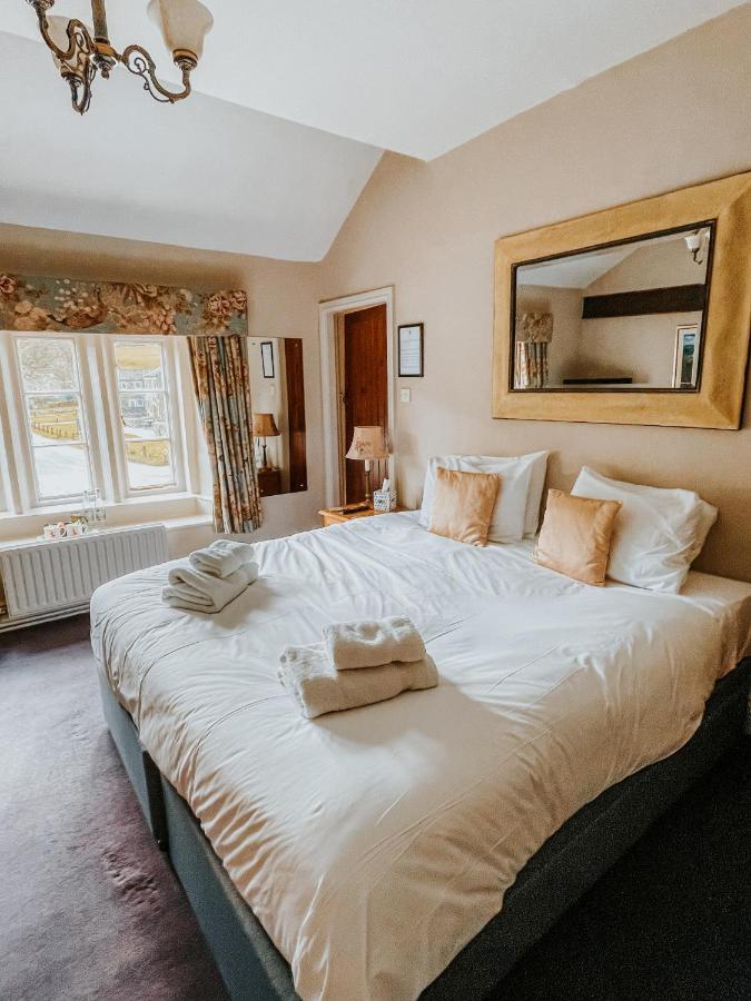 Hotel The Red Lion & Manor House Burnsall Esterno foto