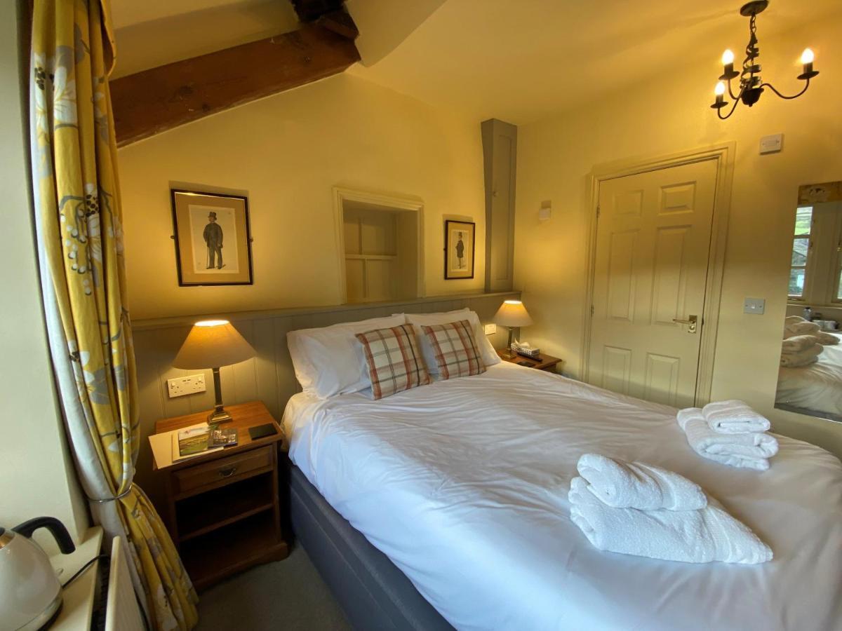 Hotel The Red Lion & Manor House Burnsall Esterno foto