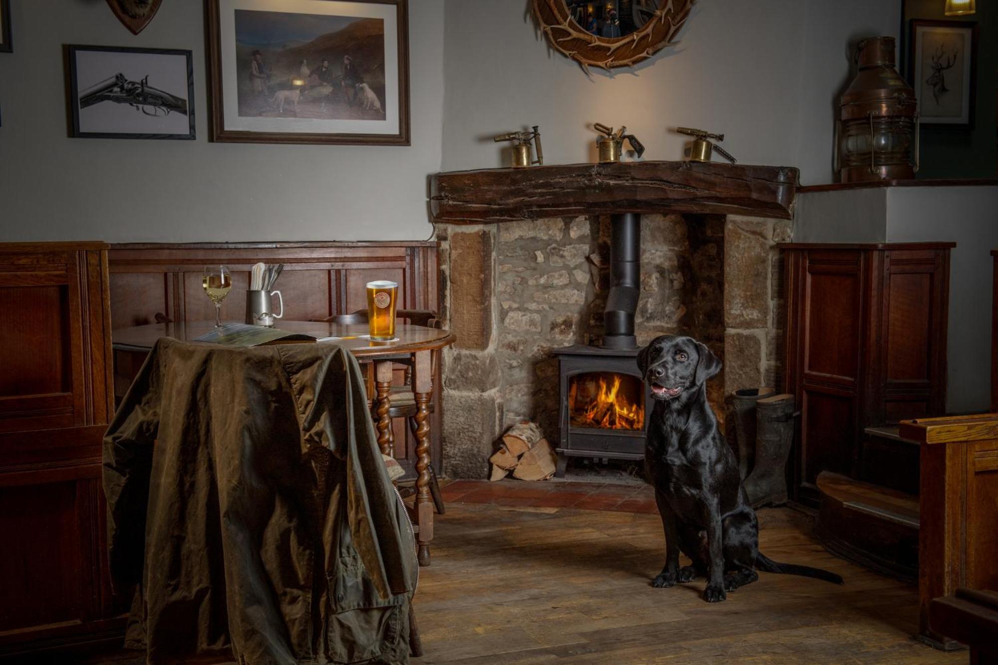 Hotel The Red Lion & Manor House Burnsall Esterno foto